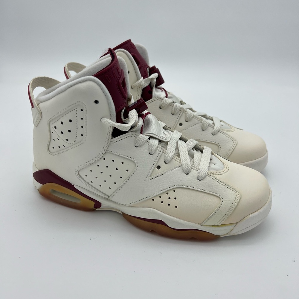 Air Jordan 6 “Maroon” New in Box Size US 6Y/7.5W